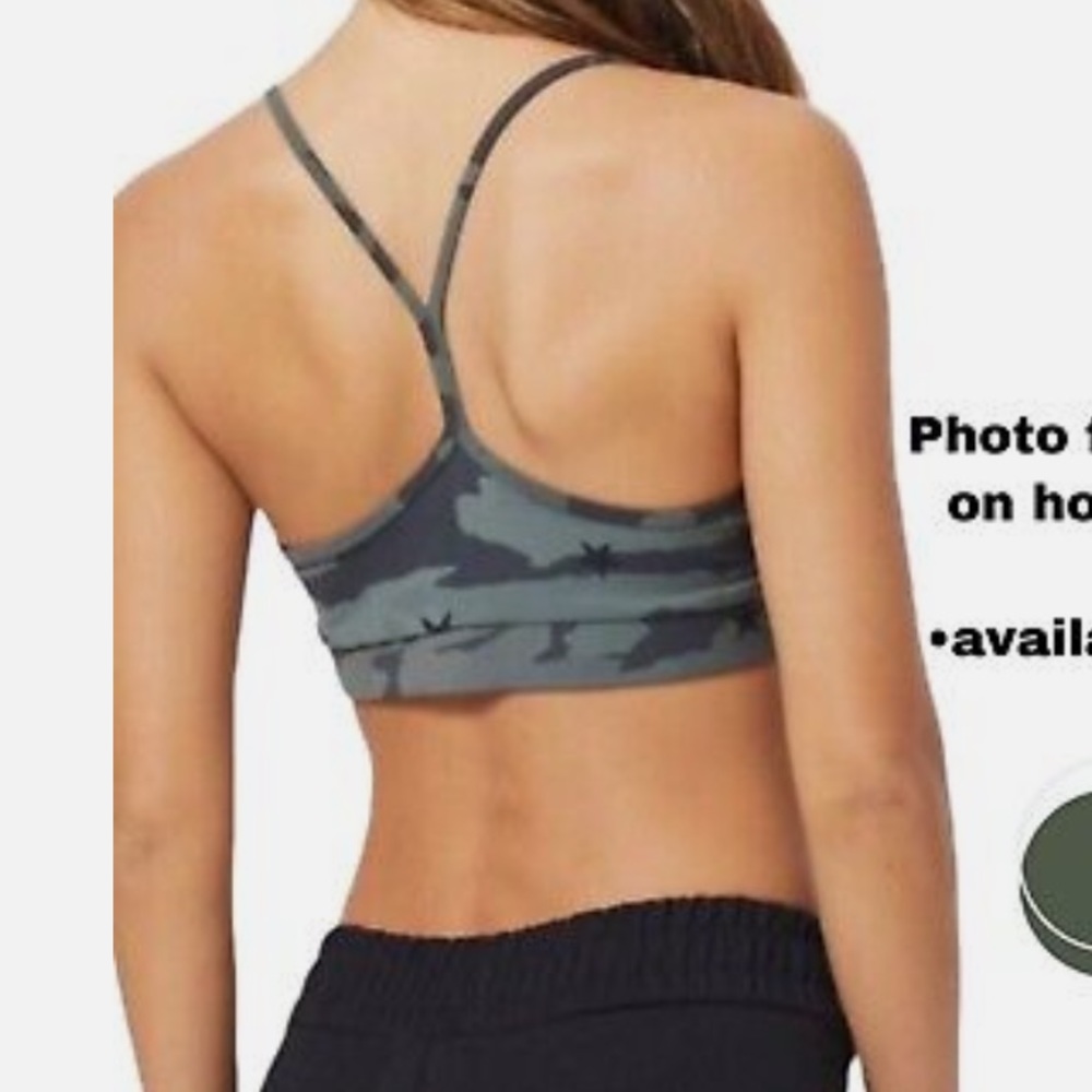 Monrow Equinox dusty pink camo sports bra